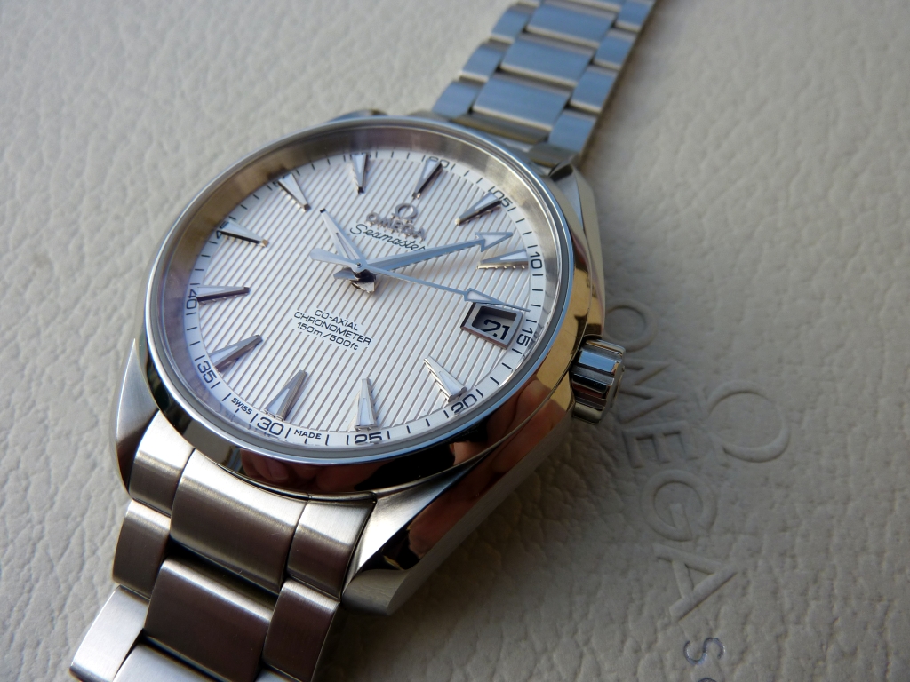 http://sebcil.free.fr/Montres/OMEGA/AquaTerra/P1000033.JPG